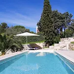 Villa Nerodavola By Posarellivillas