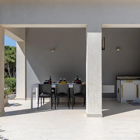Villa Nerodavola By Posarellivillas *